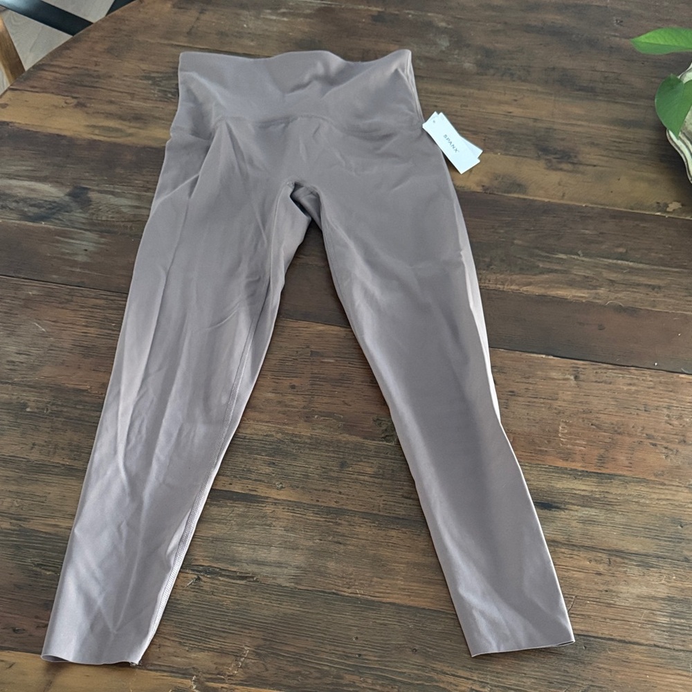 SPANX Booty Boost Leggings in taupe